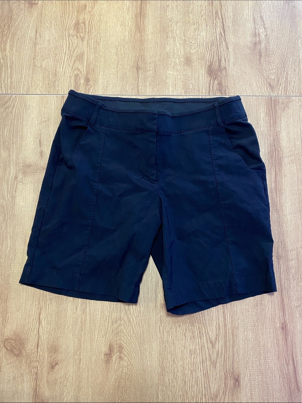 Simply Vera Vera Wang Black Bermuda Shorts with Tailored Panels